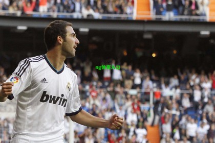 欧文深情剖白，我曾多次渴望回归利物浦，但承诺成空，本可生恨却终是眷恋