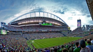 萌娃助威点燃绿茵！长沙险胜永州，湘超半决赛上演热血与温情