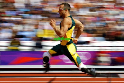 埃芬博格犀利点评引争议，指出博尼费斯不莱梅时期体能短板，巅峰速度不足30公里/小时成焦点