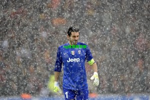 刘景扬12秒81刷新个人最佳夺冠 吴艳妮紧随其后摘银 女子100米栏巅峰对决现新突破