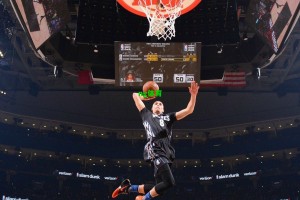 带刀侍卫名副其实！彭啸双响定江山，诠释后卫进攻美学