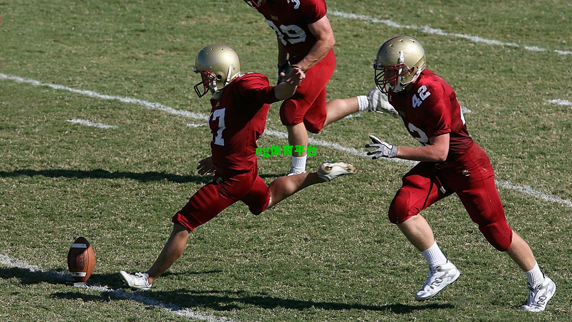 中国男篮热身赛惨败塞尔维亚，归化球员李凯尔状态低迷引担忧